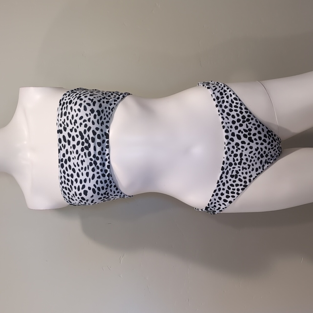 Zaful Black And White Strapless Tie Back Cheetah Print Matching Bikini Set Small